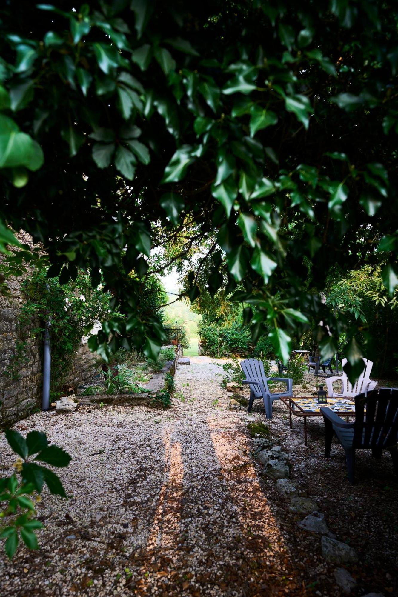 La Ferme De Roquedure Hotel Montfaucon  Exterior foto
